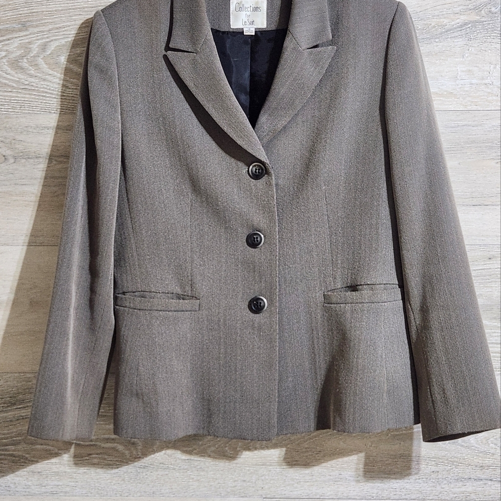 2-Piece Women's Le Suit Gray Blazer & Matching Pants Herringbone Design
